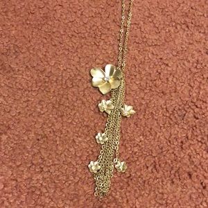 Stunning Rhinestone Flower Tassel Necklace